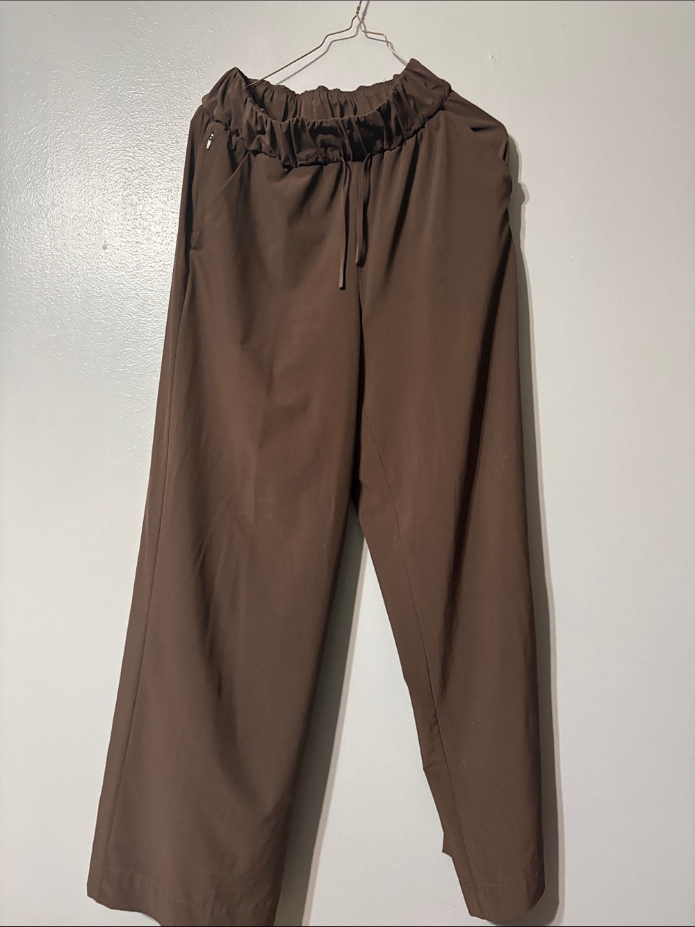 Women’s Brown Elastic-Waist Jogger Pants